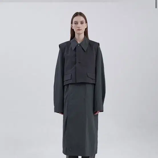 A2) 아더에러 combine trench coat charcoal