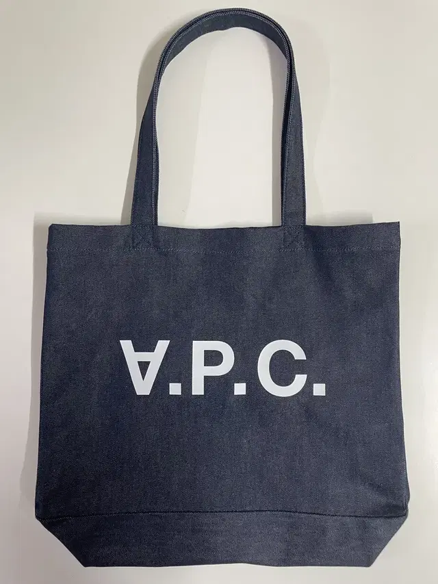 A.P.C. 아페쎄 다니엘라 숄더백 (밑판포함)