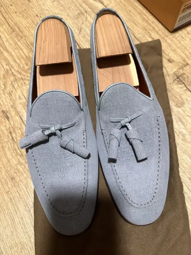 샌토니 santoni 테슬 로퍼