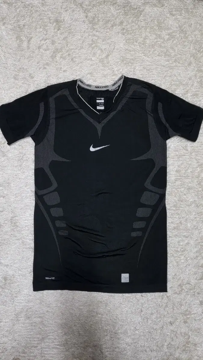 Nike Pro Vahn Functional Short-Sleeved T-Shirt 12