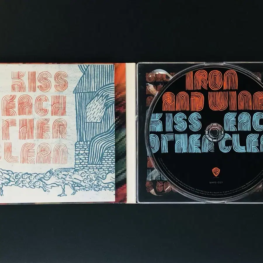 [CD중고] Iron & Wine / Kiss Each Other Cle