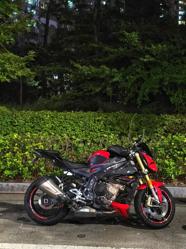 s1000r 18년식(카타나.mt09.900xr.z1000sx대차가능)