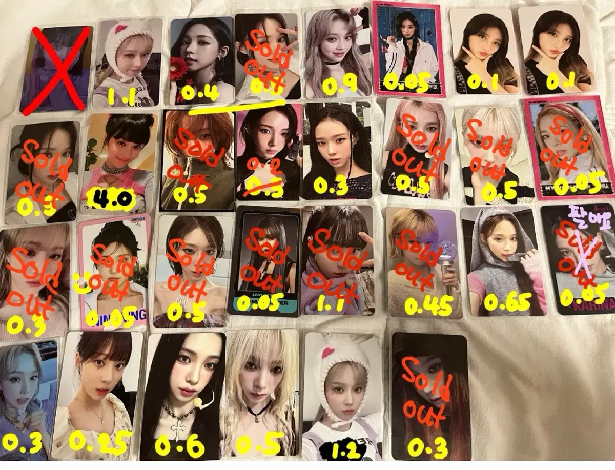 Aespa sells photocards, weaving, lightsticks, doll clothes 