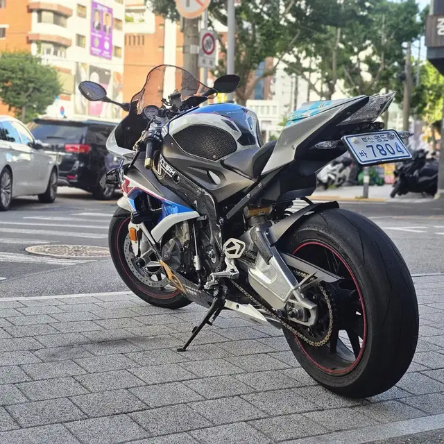 부산 센터판  bmw s1000rr 판매합니다. 상태sss