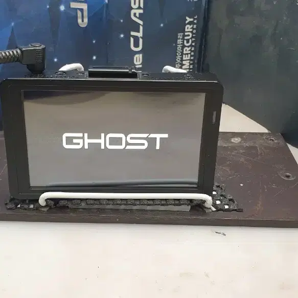 정비된 아이머큐리 고스트 GHOST 본체.