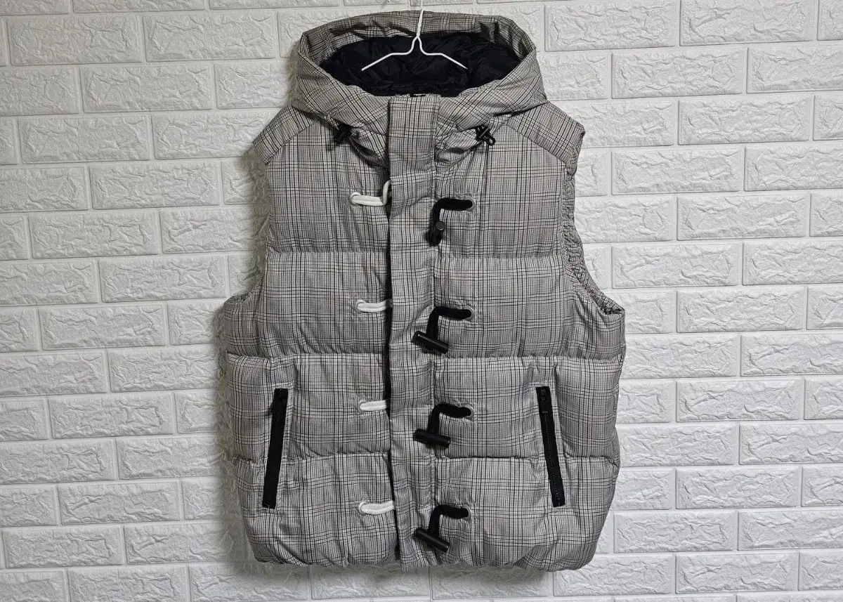 MSDNM Samsung C&T sells padded jo vest