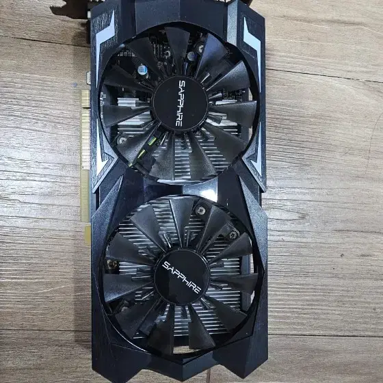 라데온 rx 460 무전원 그래픽카드