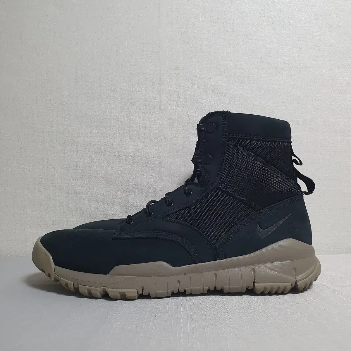 무료배송 300mm 나이키 SFB 6 레더 부츠 워커 하이탑 블랙