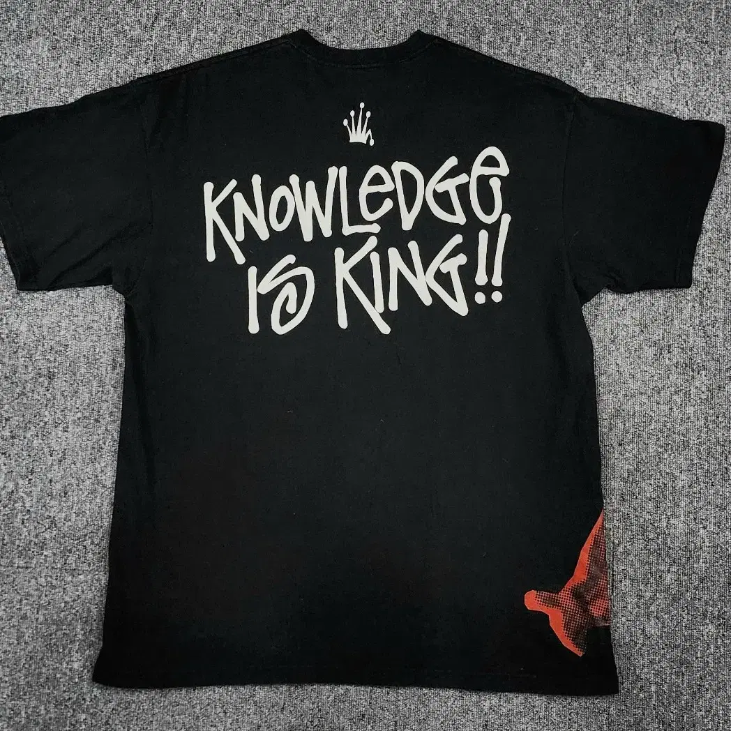 스투시 Knowledge is king rasta Lion 반팔티 XL