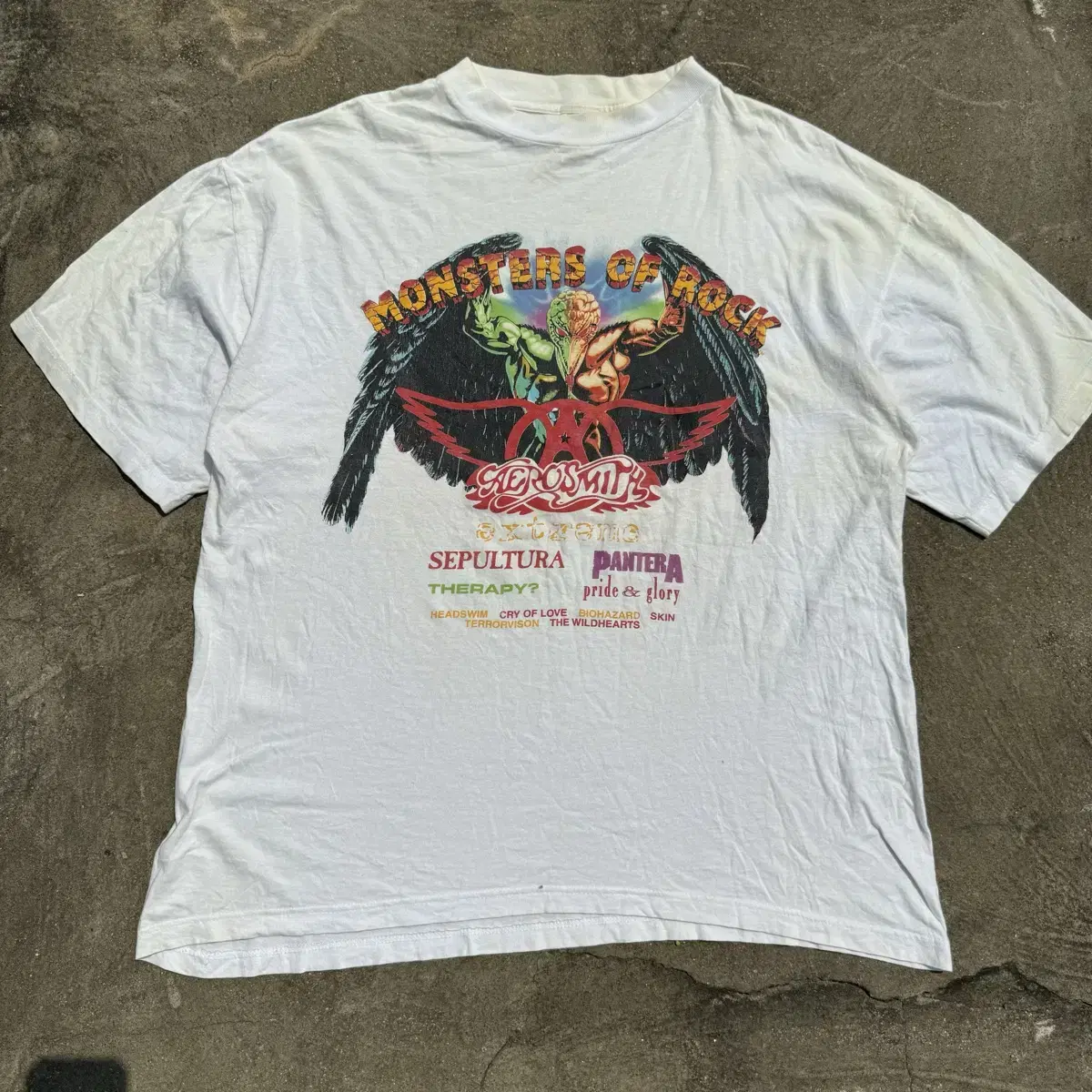 [XL] 90s Monsters Of Rock Printed Vahn Short Sleeve Tee