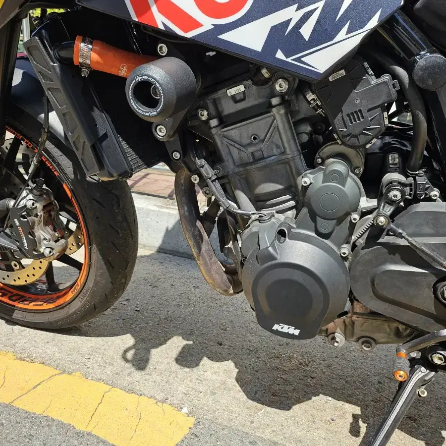 2019년식 KTM DUKE 790