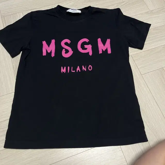 msgm 여성 반팔티