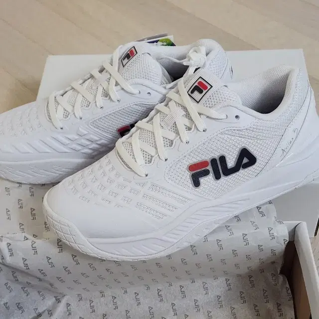 FILA 엑실러스 3 운동화 235사이즈 새상품