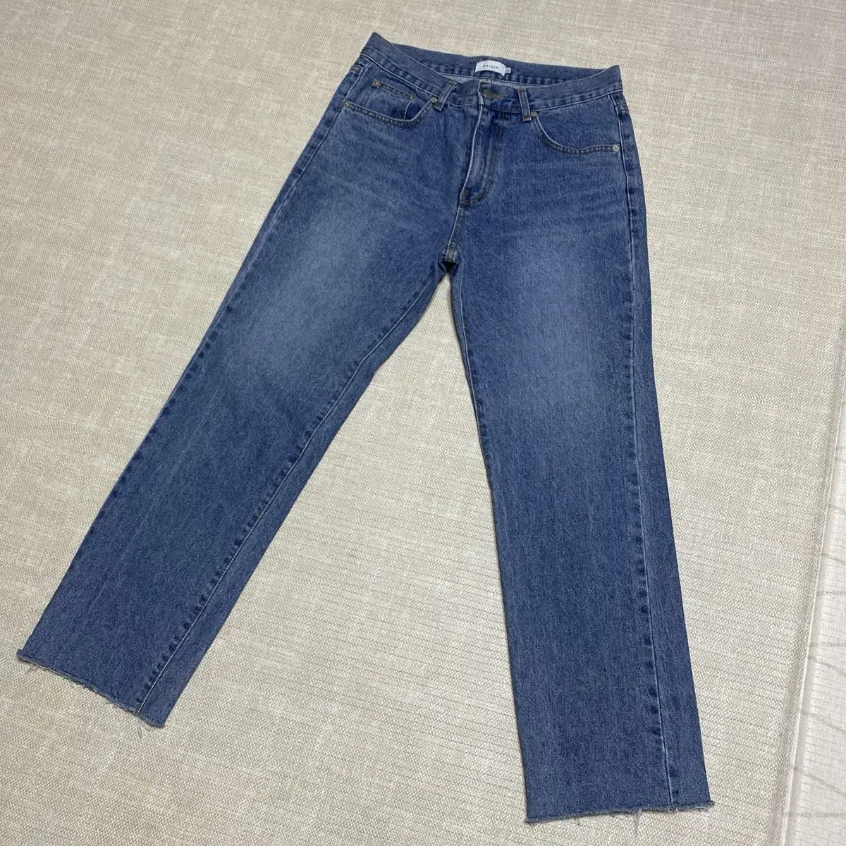 [New] Semi wide mid blue denim / M