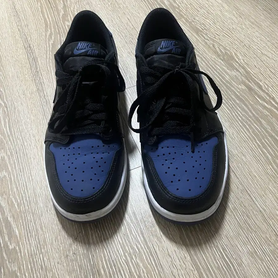 Jordan 1 Retro Low OG Mystic Navy