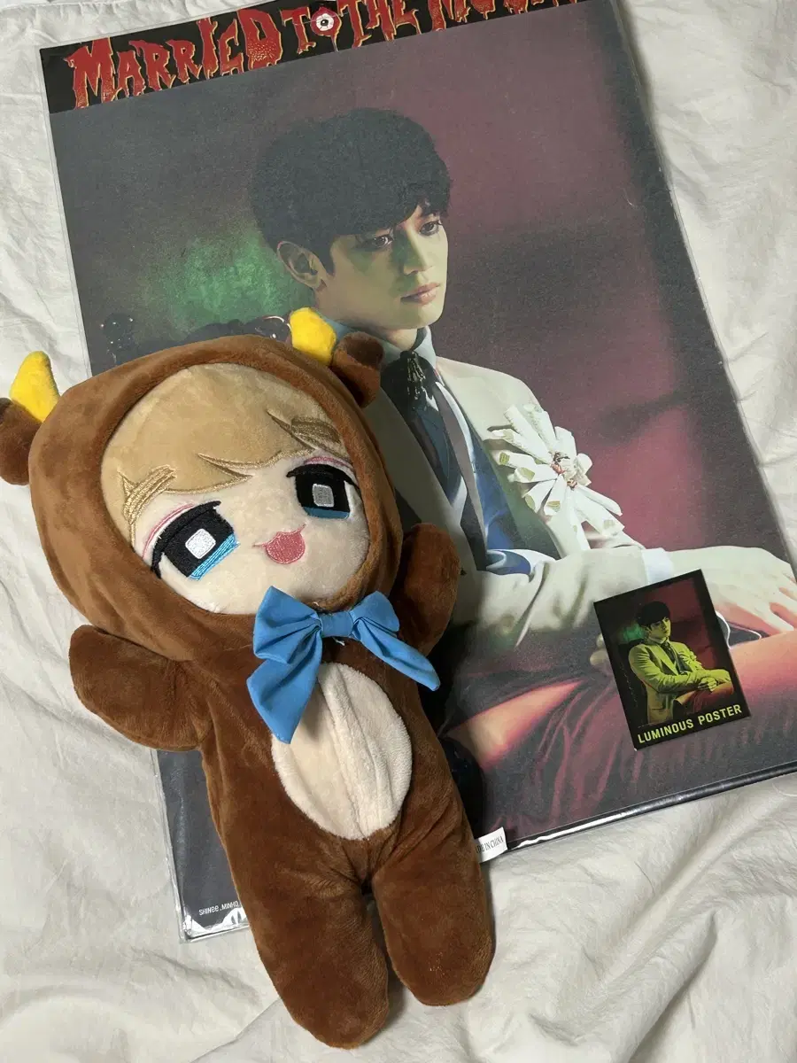 Shinee minho doll Sassing + Poster