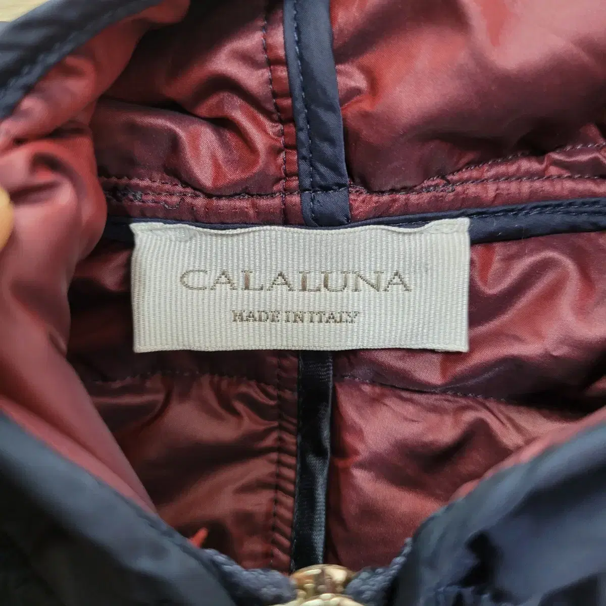 이태리산  CALALUNA 얇은 집업 패딩