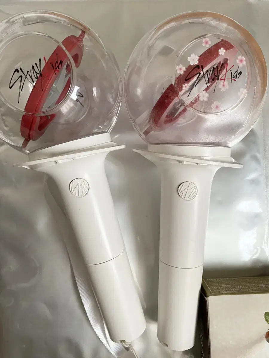 Straykids compass rod lightstick wts ver1 (watch out for the full name, Se-Young Zuu!)