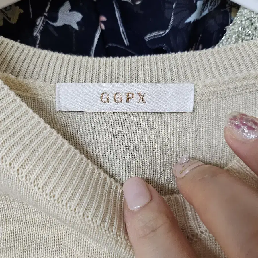 GGPX 반팔니트