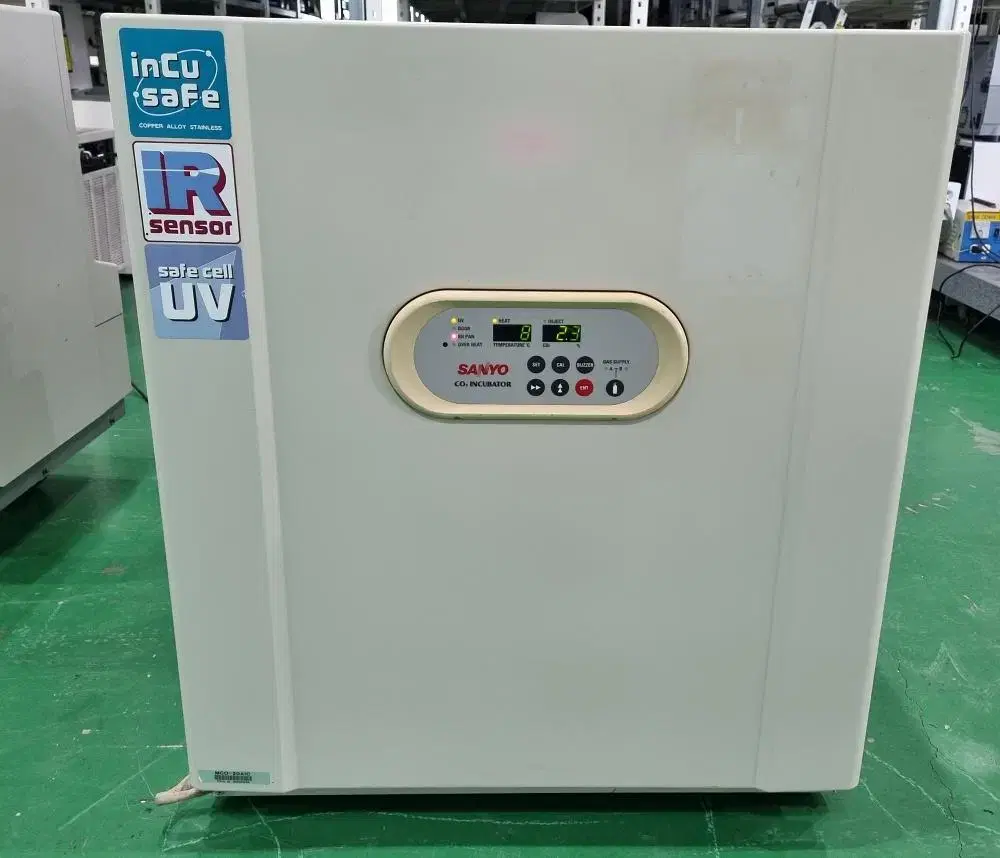 SANYO CO2 인큐베이터  MCO-20AIC 215L