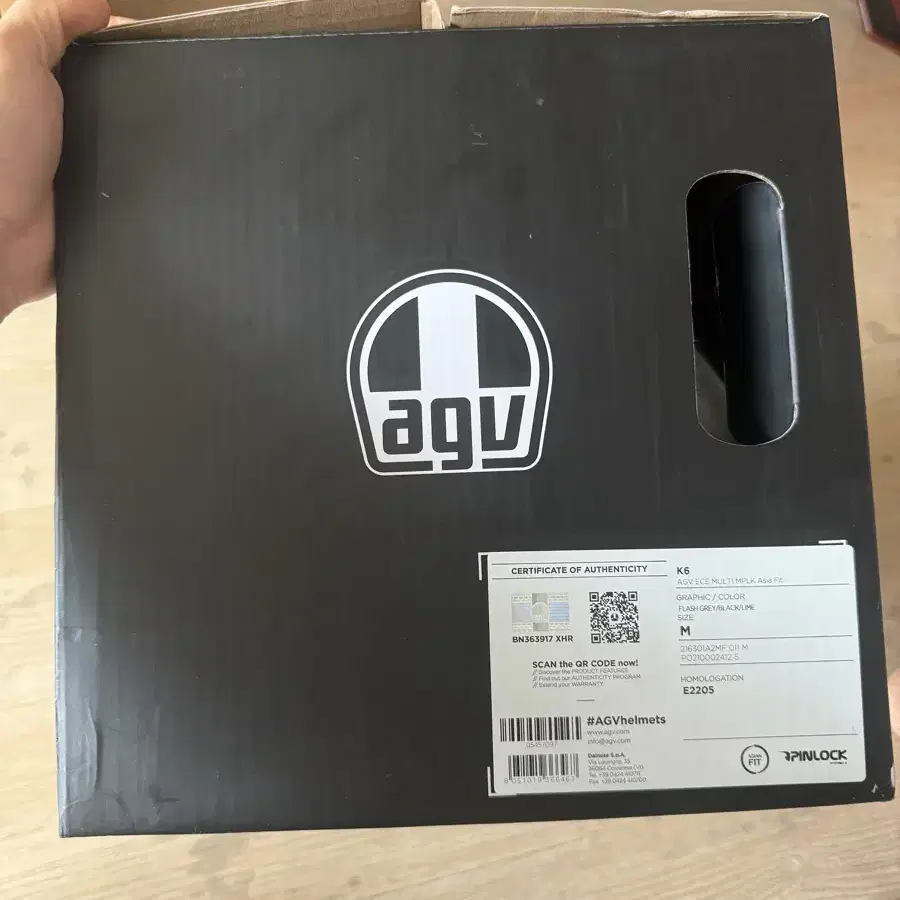 Agv k6 플래쉬 헬멧 M사이즈 판매합니다