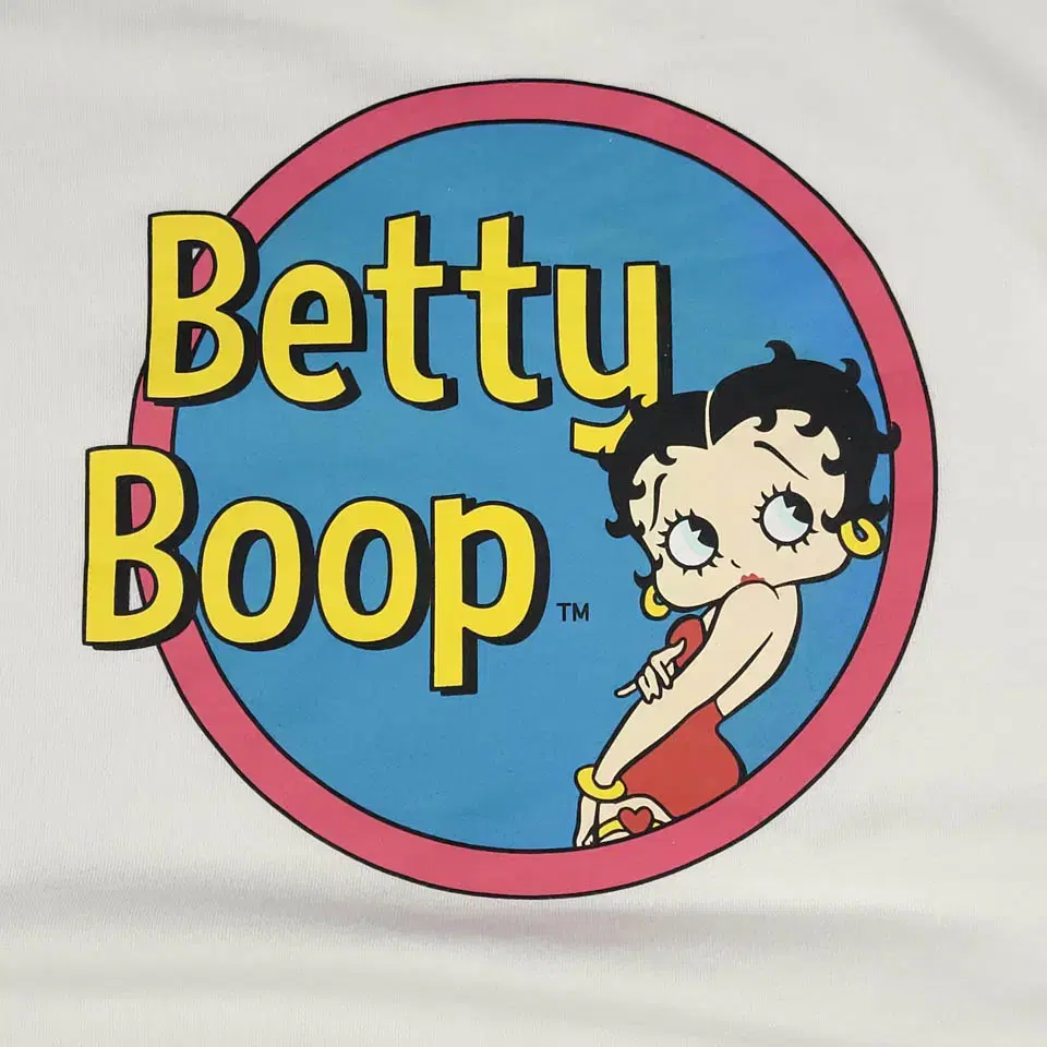 DENIFITS X BETTYBOOP 데니핏츠 X 베티붑 화이트 자수로고