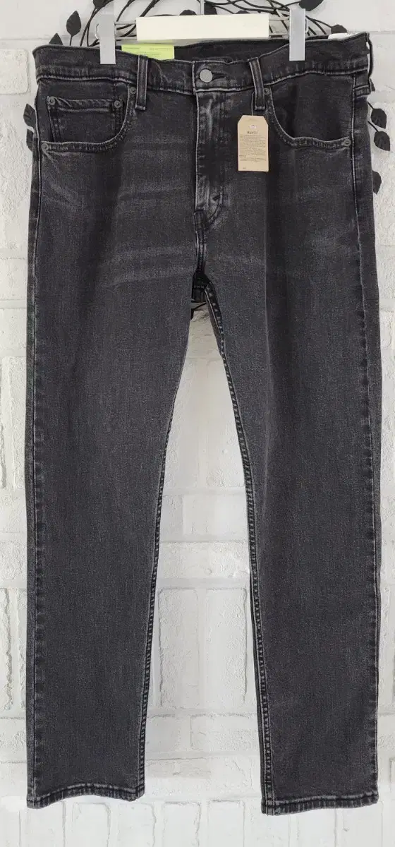 Levi's 502 Tapered Jin New