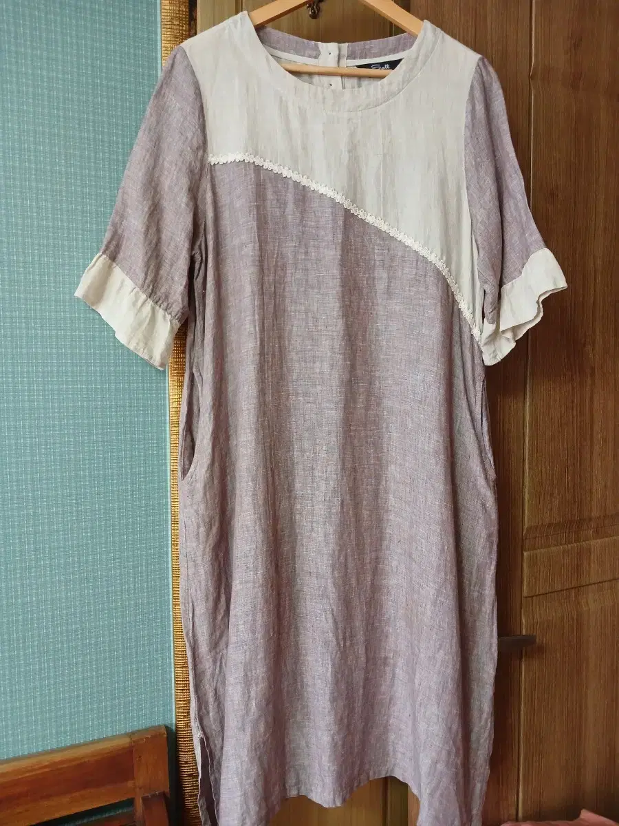 Linen seven-sleeve dress