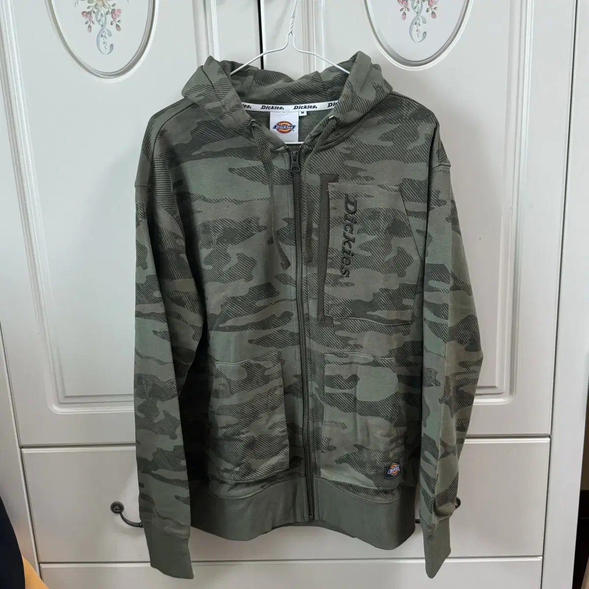 Deeks Camo Hoodie Zip Up