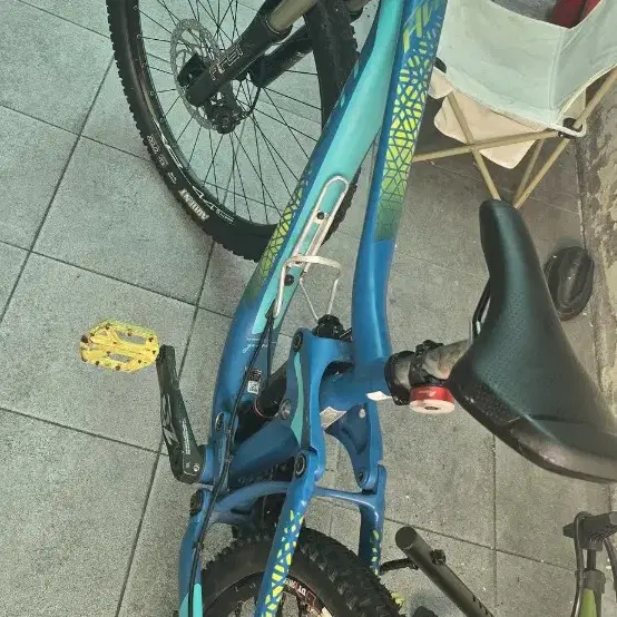 [판매완료]자이언츠 리브 풀샥 mtb