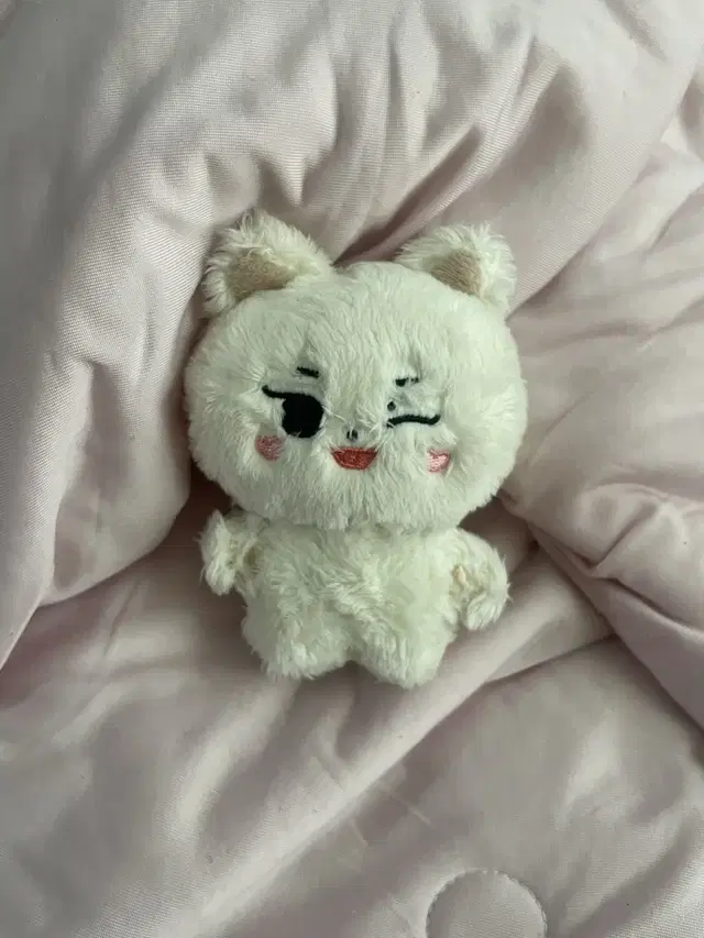 에이티즈 산 인형 딴랑이 양도해요!