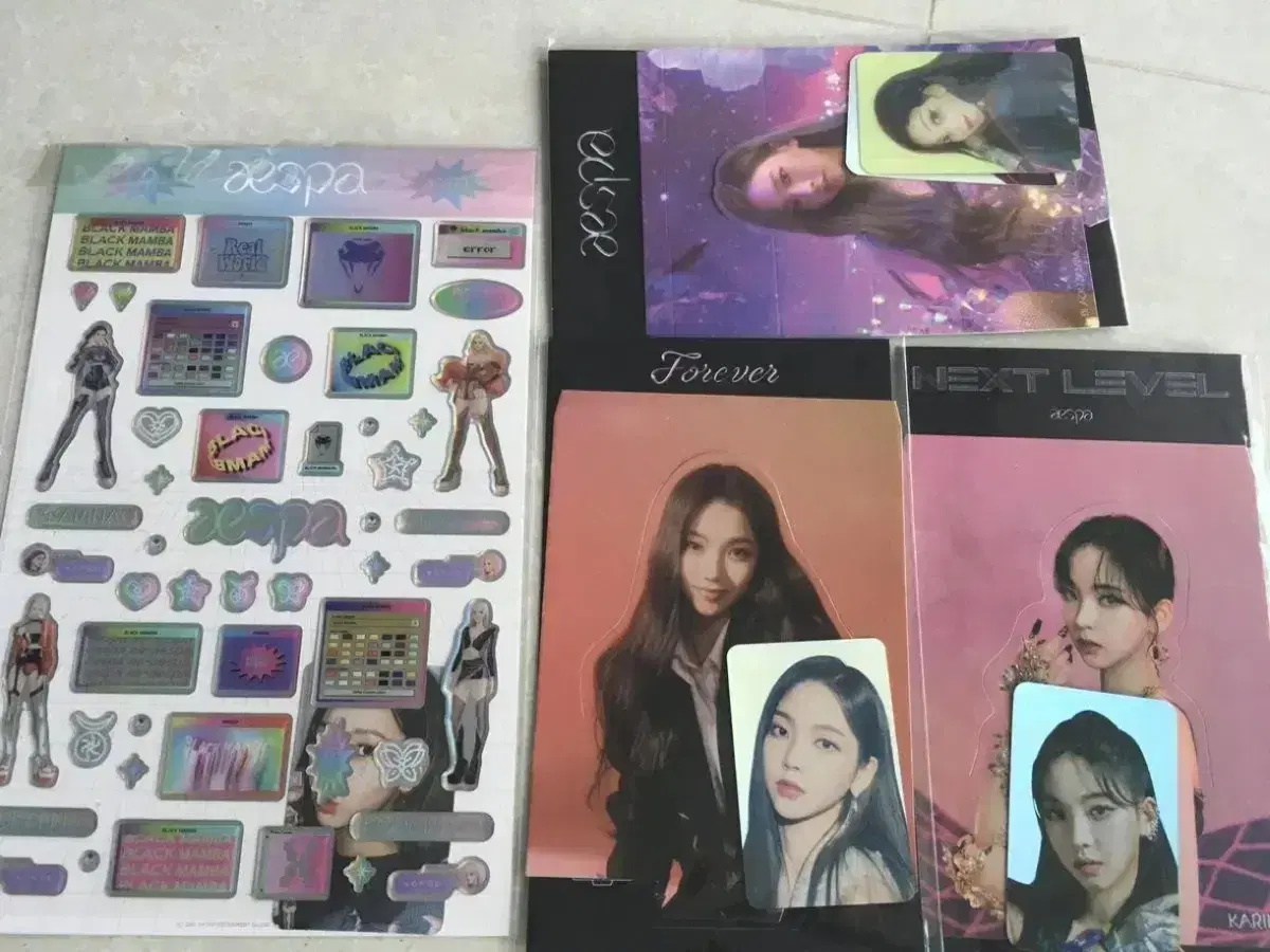 Karina photocard official goods Bloom Epoxy, 3 Holkas sealed WTS