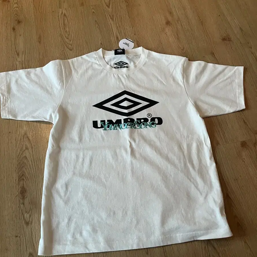 영거송 x 엄브로 umbro x younger song ss tee(M)