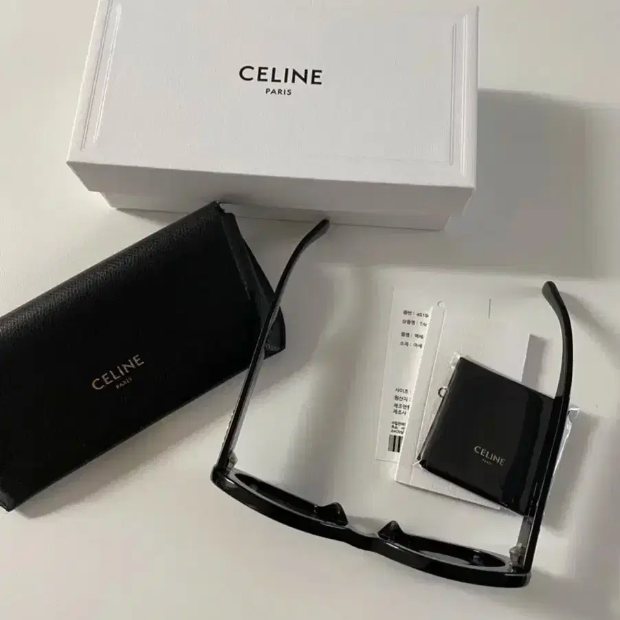 CELINE Triomphe 01 셀린느 트리옹프 오벌 선글라스