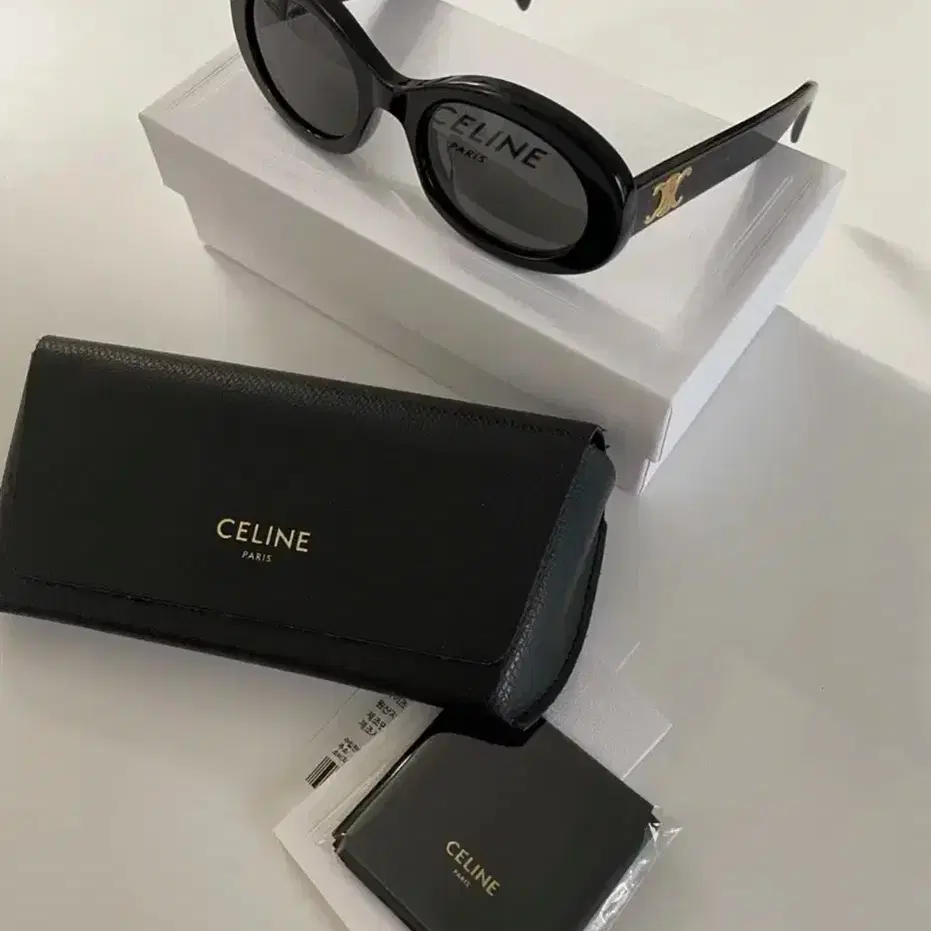 CELINE Triomphe 01 셀린느 트리옹프 오벌 선글라스