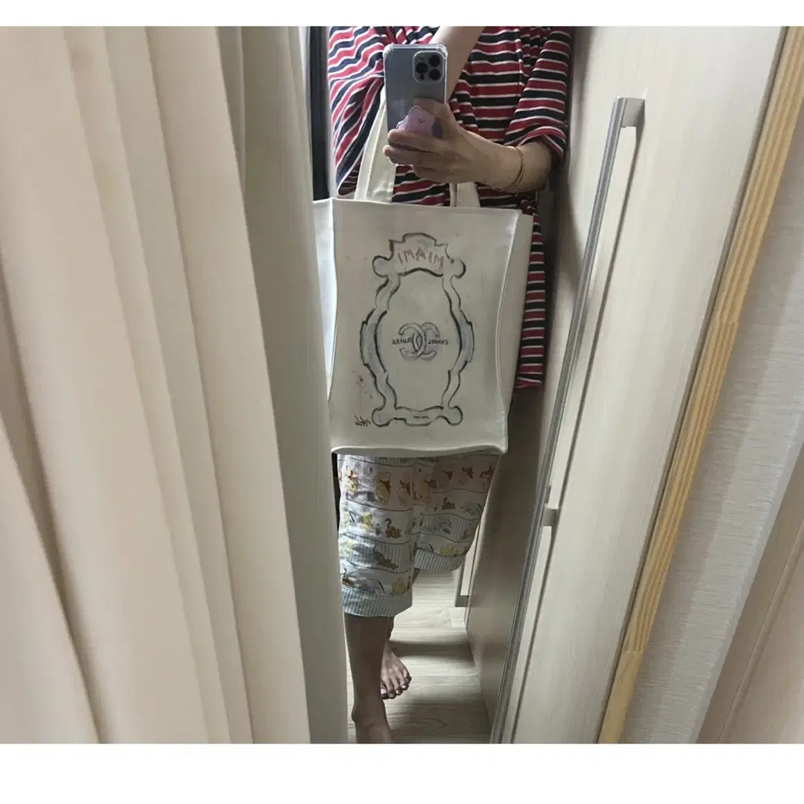정품 샤넬 MIAMI 탄탄한 소재의 캔버스 백