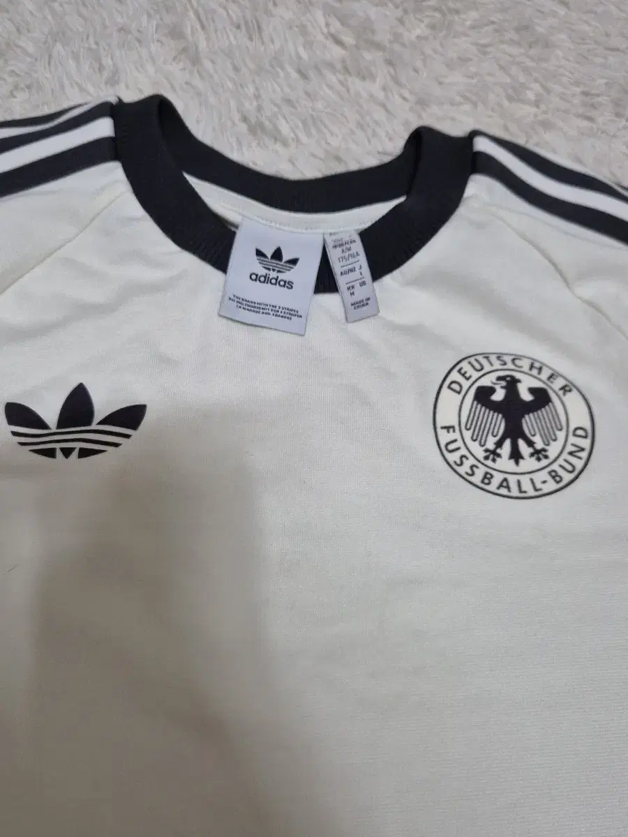 Adidas Germany Adidas Classic Three Stripe T-Shirt Off-White - Size M - EN