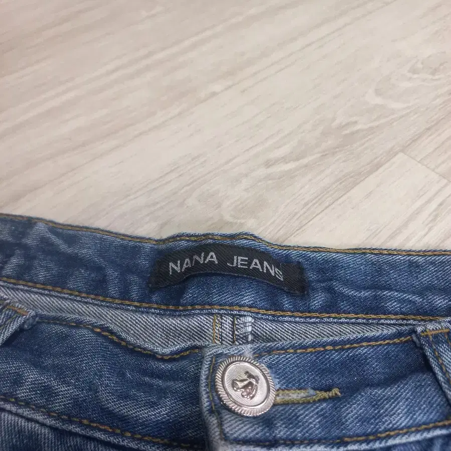 (32~32)NANA JEANS 여성 빈티지 숏 데님팬츠