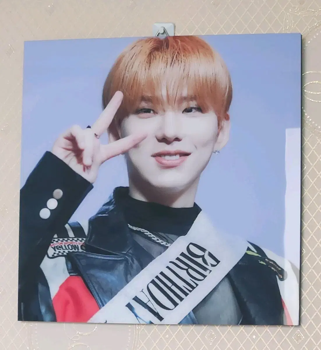 Kihyun Kulmawal Framed WTS