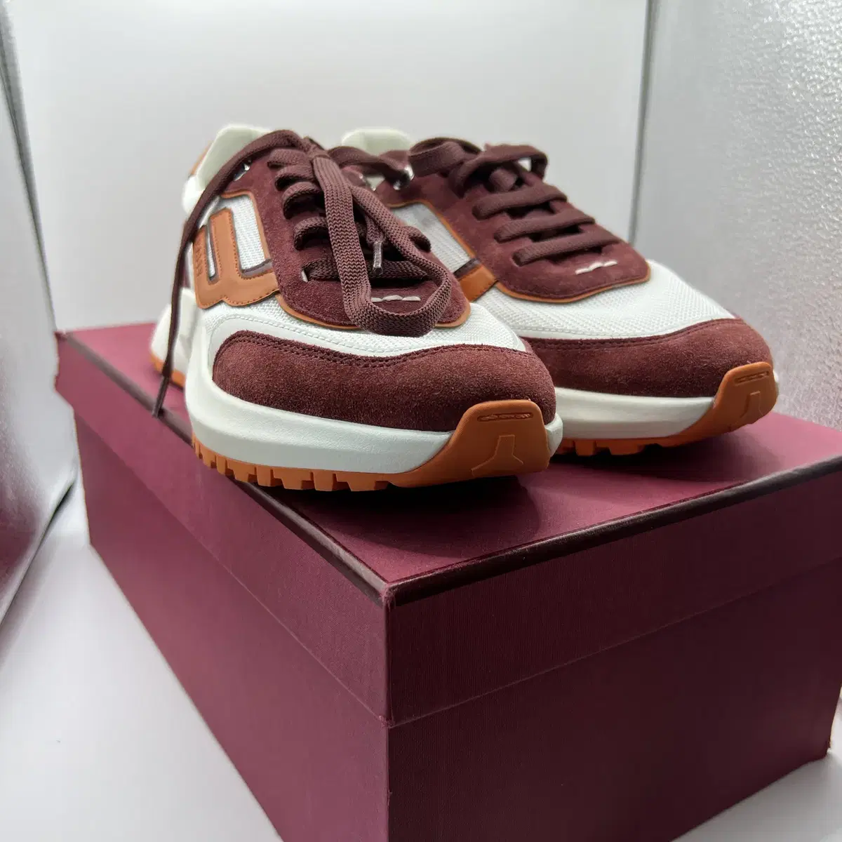 (새제품) Bally Heritage 스니커즈 250