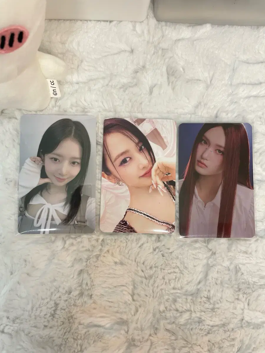 Ive yujin, leeseo, lay photocard for sale switchespop uprandompakpapa johns4thbulk