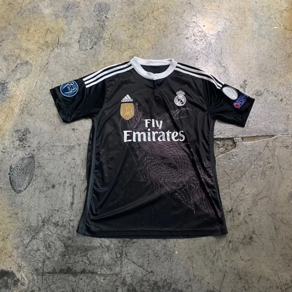 L Adidas Real Madrid Benzema Shirt W205