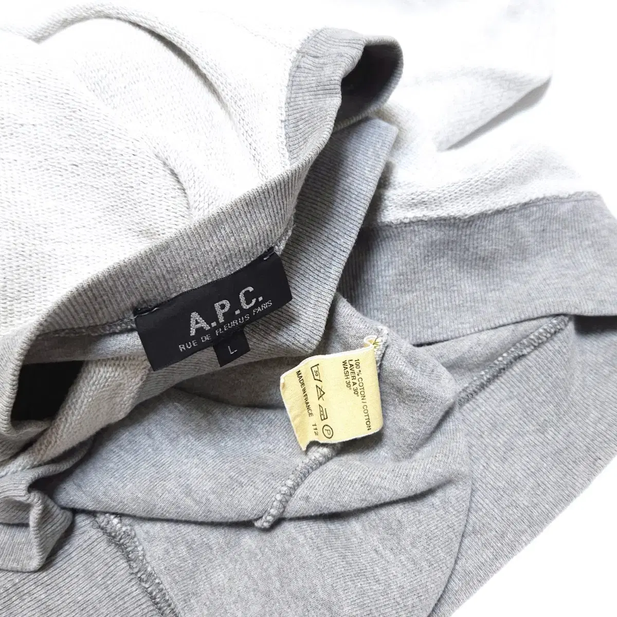 아페쎄 A.P.C. UNRELEASABLE 007 스웻셔츠 맨투맨