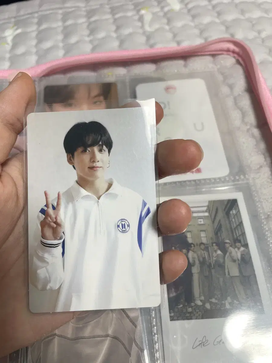 Group photobook jungkook photocards