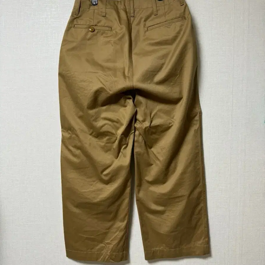 나이젤카본 BASIC CHINO PANTS