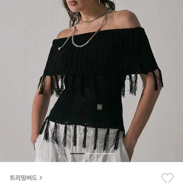 트리밍버드 태슬 오픈숄더 /tassel open shoulder knit