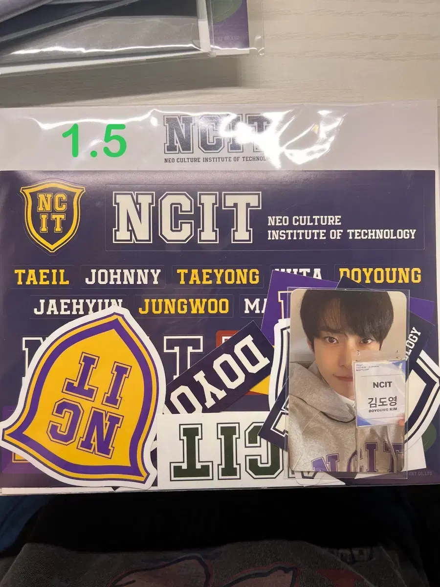 nct 127 ncit sticker doyoung photocard