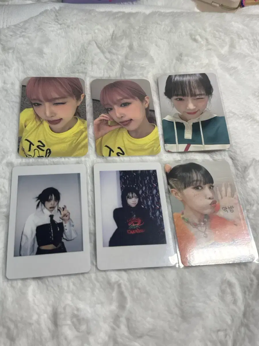 (Price per piece) yena photocards