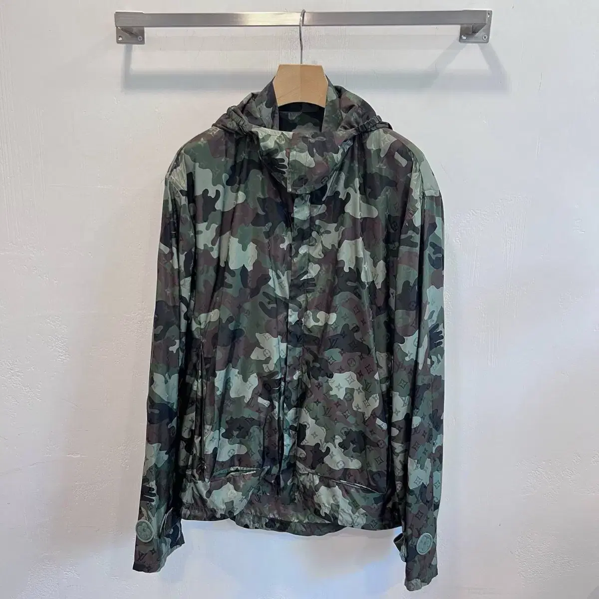 Louis Vuitton Camo Windbreaker / 52