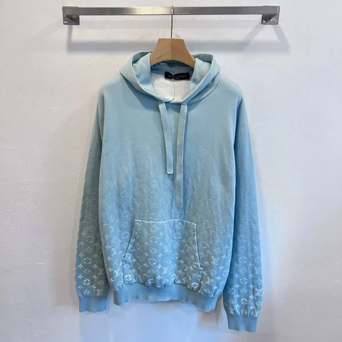 Louis Vuitton Gradient Knit Hoodie / XXL